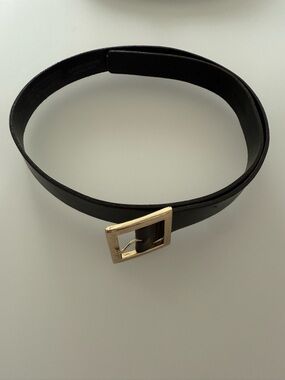 Simons Black Belt with Gold Square Buckle